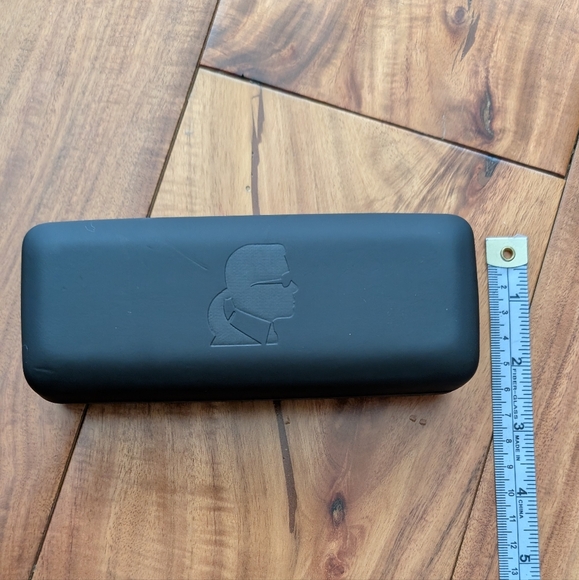 Karl Lagerfeld Logo Glass Case New ❤️ - Picture 3 of 6